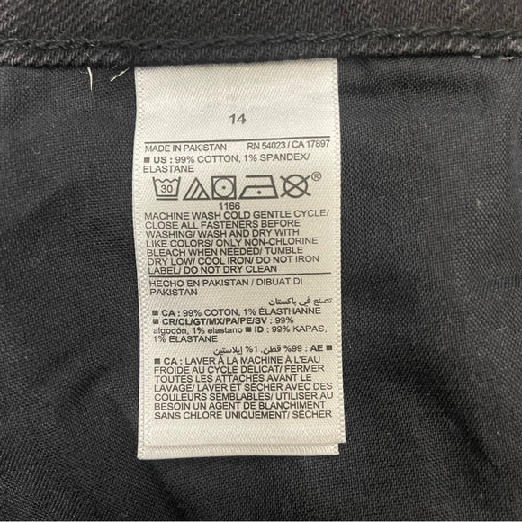 Old Navy Denim Shorts OG Straight High Rise Pockets Raw Hem Distressed Black 14 - Picture 9 of 9